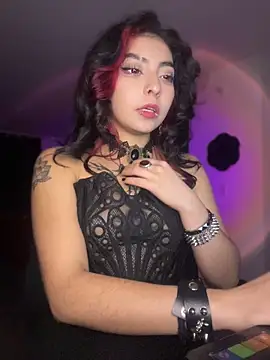 Snapshot of _Gothiccbitch_ chatting on July 14, 2026, 4:28 am Gothiccbitch online show from July 14, 2026, 4:28 am