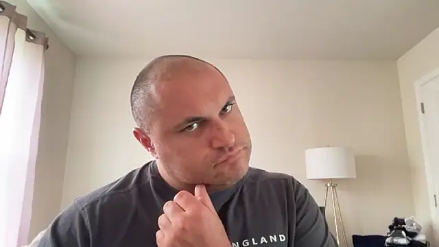 SluggishChase99 online show from September 10, 2025, 5:24 pm