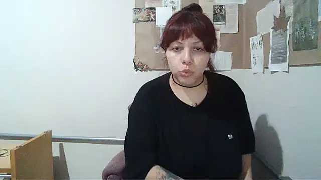 bbyedarling online show from February 15, 2026, 1:35 am