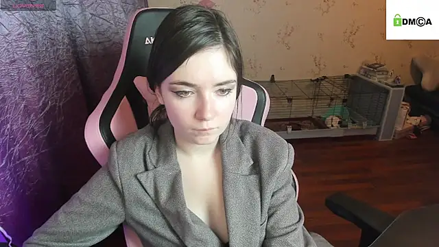 Crazy forest fairy online show from November 26, 2025, 11:17 pm