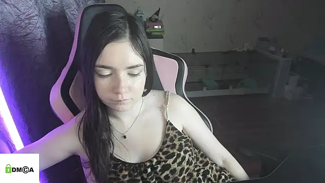 Crazy forest fairy online show from March 13, 2026, 3:35 am