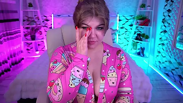Snapshot of GabbieJay chatting on May 15, 2026, 1:18 pm GabbieJay online show from May 15, 2026, 1:18 pm