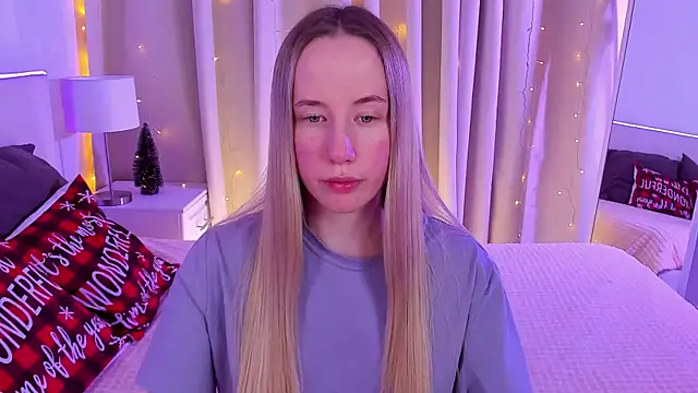 Cassie Kelman online show from December 20, 2024, 3:14 am