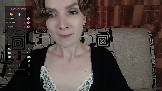 Snapshot of TinaWince chatting on June 18, 2026, 4:46 am TinaWince online show from June 18, 2026, 4:46 am