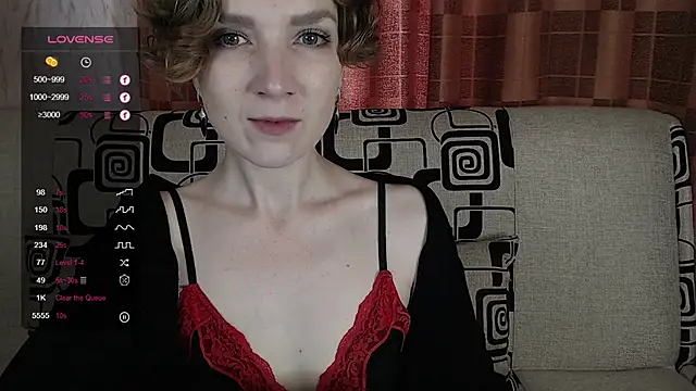 Snapshot of TinaWince chatting on July 5, 2026, 4:41 am TinaWince online show from July 5, 2026, 4:41 am