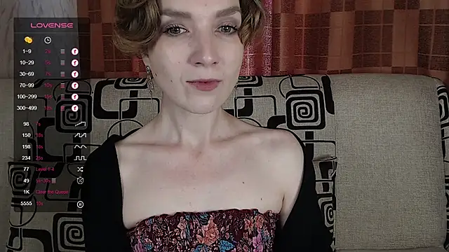 Snapshot of TinaWince chatting on July 10, 2026, 5:23 am TinaWince online show from July 10, 2026, 5:23 am