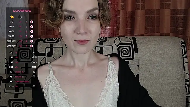 Snapshot of TinaWince chatting on July 18, 2026, 5:11 am TinaWince online show from July 18, 2026, 5:11 am