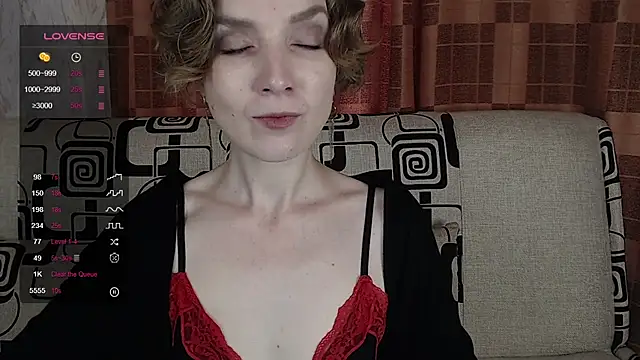 Snapshot of TinaWince chatting on July 23, 2026, 5:16 am TinaWince online show from July 23, 2026, 5:16 am