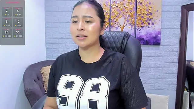  alaiasmile  online show from September 16, 2025, 7:04 pm