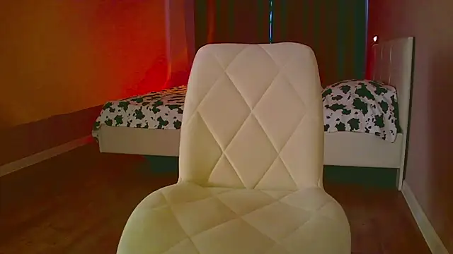 Snapshot of mia_raspberrie chatting on February 10, 2025, 6:31 am mia raspberrie online show from February 10, 2025, 6:31 am