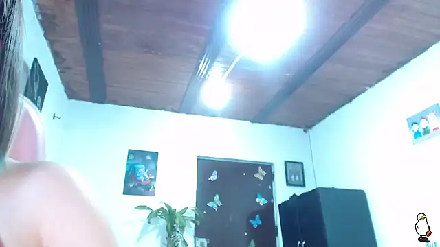 Snapshot of littleangel1_m chatting on May 26, 2026, 9:44 pm littleangel1 m online show from May 26, 2026, 9:44 pm