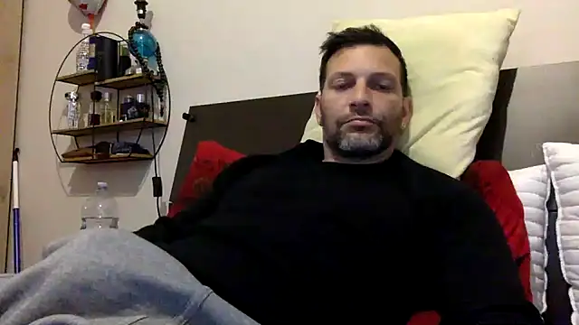 Snapshot of goroasroma90 chatting on April 13, 2026, 5:51 pm goroasroma90 online show from April 13, 2026, 5:51 pm