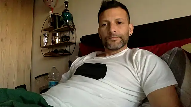 Snapshot of goroasroma90 chatting on April 23, 2026, 5:59 pm goroasroma90 online show from April 23, 2026, 5:59 pm