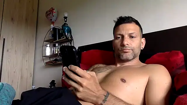 Snapshot of goroasroma90 chatting on May 5, 2026, 10:12 am goroasroma90 online show from May 5, 2026, 10:12 am