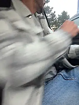 Zeefy online show from December 18, 2025, 1:39 pm