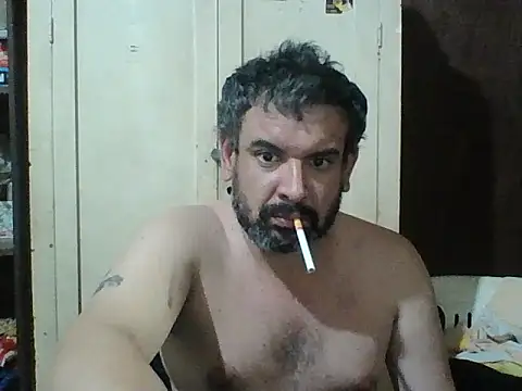 Rodrigo happy online show from October 22, 2025, 3:18 am