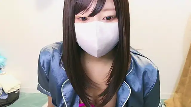 Snapshot of YUTSU_KI chatting on February 9, 2025, 9:39 pm YUTSU KI online show from February 9, 2025, 9:39 pm