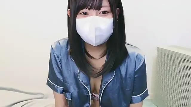 Snapshot of YUTSU_KI chatting on September 24, 2025, 7:12 am YUTSU KI online show from September 24, 2025, 7:12 am