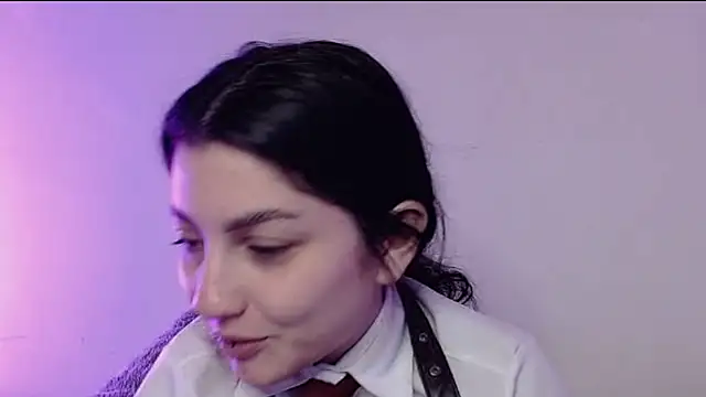 sophy rock online show from November 11, 2025, 1:55 pm