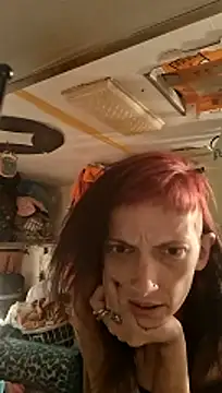 whitetrashdirtyslut online show from July 1, 2026, 4:25 am