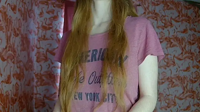 Snapshot of strawberrysmoothie chatting on June 20, 2026, 6:22 pm strawberrysmoothie online show from June 20, 2026, 6:22 pm
