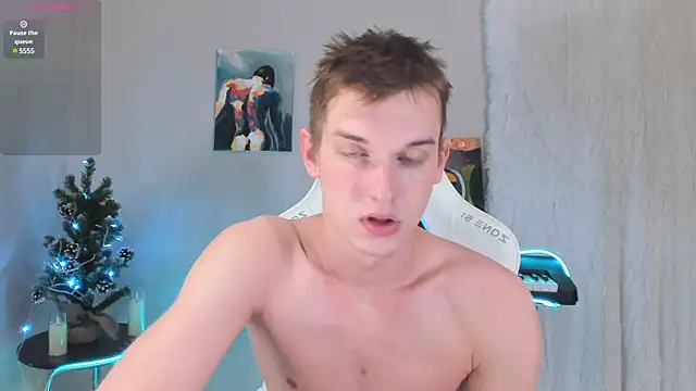 Snapshot of 4ever_dude chatting on December 12, 2024, 2:04 am 4ever dude online show from December 12, 2024, 2:04 am