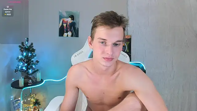 Snapshot of 4ever_dude chatting on December 25, 2024, 9:24 am 4ever dude online show from December 25, 2024, 9:24 am