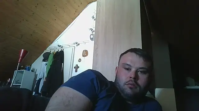 hotshot5395 online show from May 12, 2026, 6:43 am