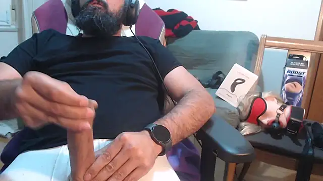 Snapshot of master4subslut chatting on October 17, 2025, 12:14 am master4subslut online show from October 17, 2025, 12:14 am