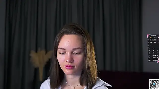 Snapshot of AnneKlint chatting on December 17, 2024, 5:07 am AnneKlint online show from December 17, 2024, 5:07 am