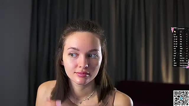 Snapshot of AnneKlint chatting on December 18, 2024, 5:04 am AnneKlint online show from December 18, 2024, 5:04 am