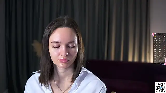 Snapshot of AnneKlint chatting on December 22, 2024, 5:12 am AnneKlint online show from December 22, 2024, 5:12 am