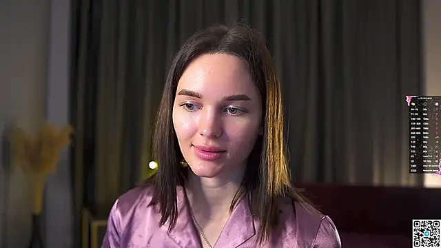 Snapshot of AnneKlint chatting on December 30, 2024, 8:21 am AnneKlint online show from December 30, 2024, 8:21 am