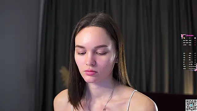 Snapshot of AnneKlint chatting on January 15, 2025, 11:32 am AnneKlint online show from January 15, 2025, 11:32 am