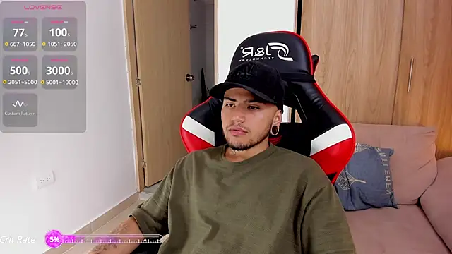 ftmphilip  online show from February 5, 2025, 10:55 pm