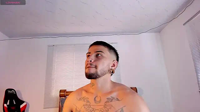 ftmphilip  online show from September 27, 2025, 8:36 pm