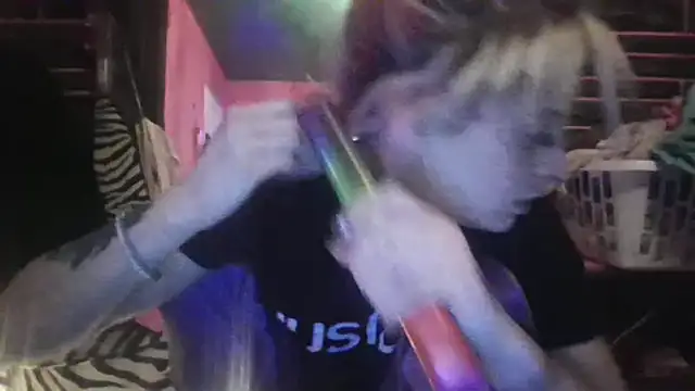 watermellonpussy online show from February 1, 2025, 7:05 am