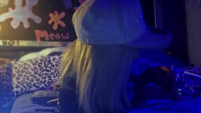 watermellonpussy online show from February 16, 2025, 3:58 am