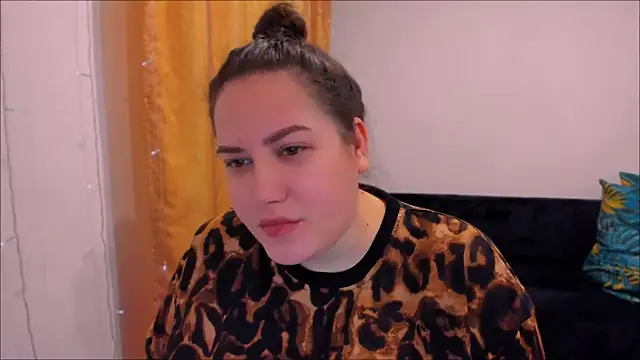 Snapshot of _madalexa_ chatting on February 4, 2025, 3:15 pm  madalexa  online show from February 4, 2025, 3:15 pm