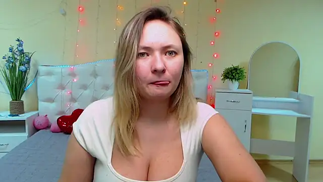 SallyVerda online show from January 30, 2025, 9:47 pm