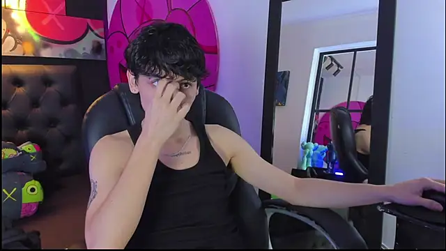 Santi delacruz online show from January 23, 2025, 3:01 pm