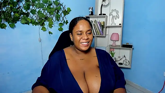 bbw charlote online show from January 6, 2026, 12:20 pm