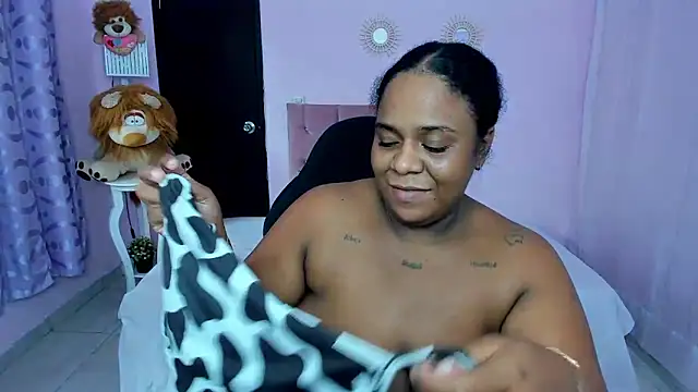 bbw charlote online show from March 5, 2026, 2:13 pm