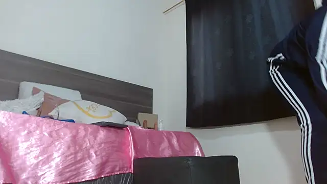 Mila cams1  online show from February 12, 2025, 9:20 am