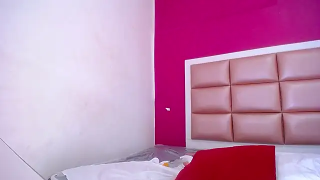 ebonny suggarmommy1 online show from December 11, 2024, 12:23 am