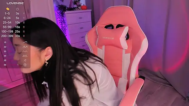 FreyaRaya online show from December 25, 2024, 8:51 am