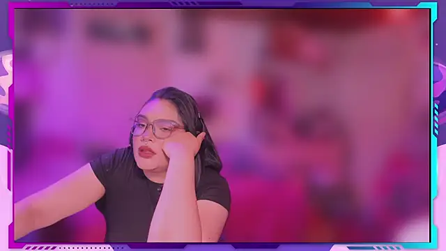 MegariaB online show from April 14, 2026, 4:29 am