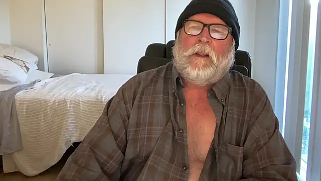 Drummajor online show from January 14, 2025, 3:57 pm