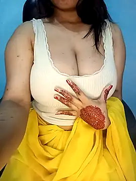 Snapshot of Dayna-36 chatting on December 22, 2024, 6:04 pm Dayna-36 online show from December 22, 2024, 6:04 pm