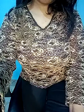 Snapshot of Dayna-36 chatting on January 9, 2025, 1:08 am Dayna-36 online show from January 9, 2025, 1:08 am